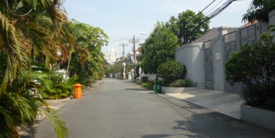 Bán đất  Lê Văn Miến – Thảo Điền – Q2 – DT = 1000m2 – giá 85 triệu/m2