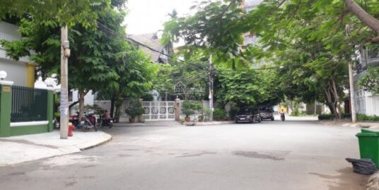 Đất mặt tiền đường Quốc Hương Diện tích 216. Giá bán 17 tỷ.