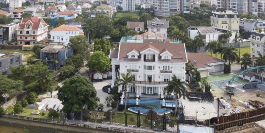 Cho Thuê Biệt Thự Hiện Đại Ở + Văn Phòng 3 Lầu 5 Phòng 650m2 Sử Dụng
