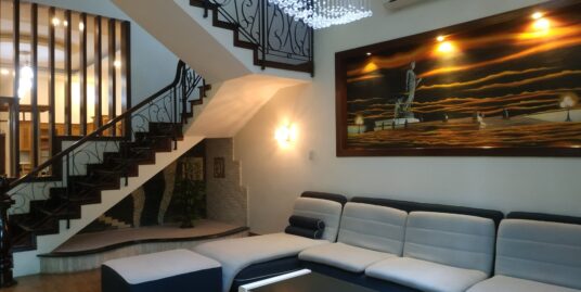 Nhà bán hẻm 215 Nguyễn Văn Hưởng, Thảo Điền, Q2 .XD 3 lầu, dt =120m2 , 3 lầu – gia =22.5 tỷ