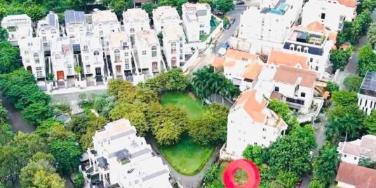 BÁN LÔ Đất XÂY Biệt Thự Đường Nguyễn Văn Hưởng,Thảo Điền , QUẬN 2 HCM
