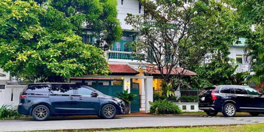 Bán căn Biệt Thự đẹp trong khu Nguyễn Văn Hưởng, Thảo Điền Q2